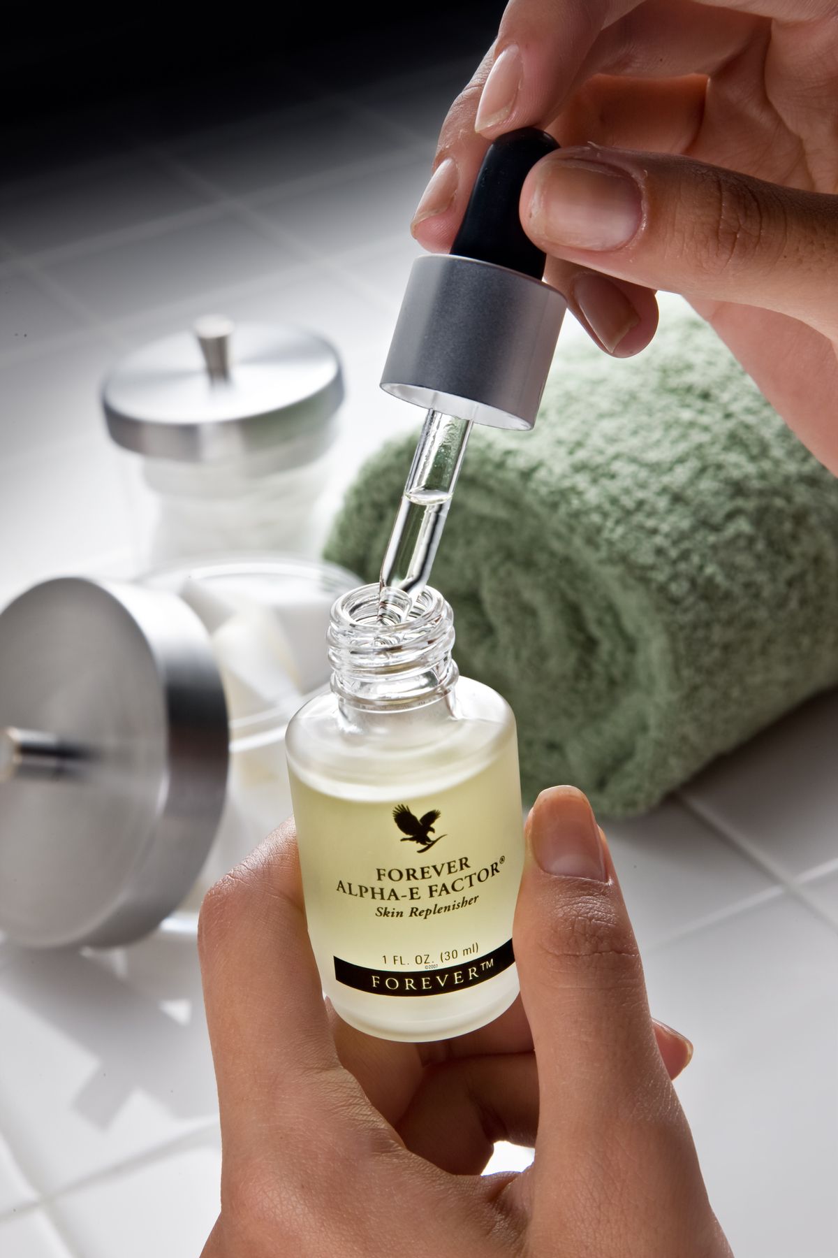 Skin Rejuvenation Serum with Vitamin E & Antioxidants
