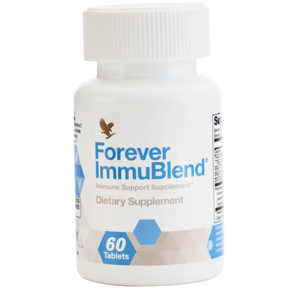 Daily immune support supplement with essential vitamins, zinc, and natural extracts