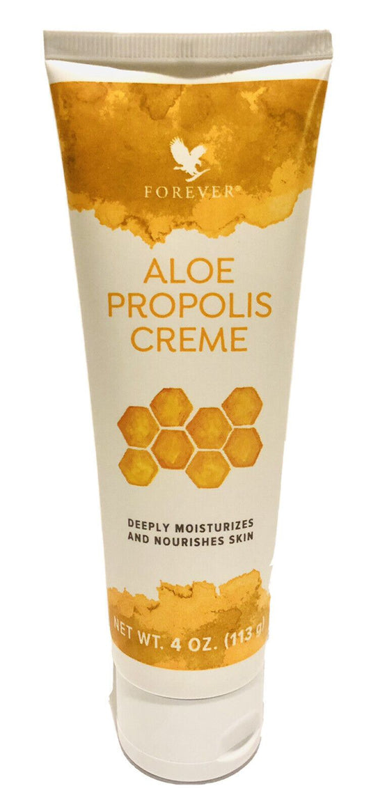 Skin-repairing formula with aloe vera and natural bee propolis